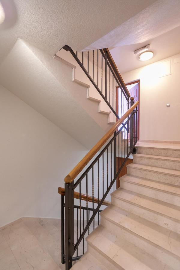 Apartman Mar18 Макарска Экстерьер фото