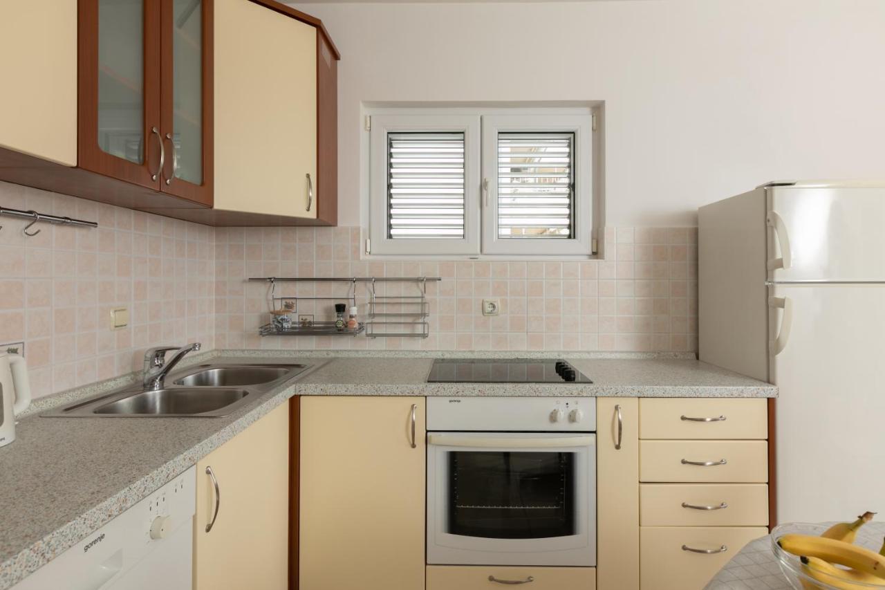 Apartman Mar18 Макарска Экстерьер фото